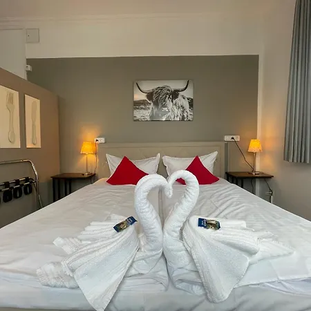 فندق Schollers Restaurant & 3*