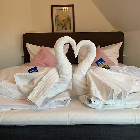 Schollers Restaurant & 3*