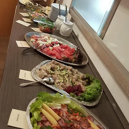 Schollers Restaurant & Hotel Отель Рендсбург