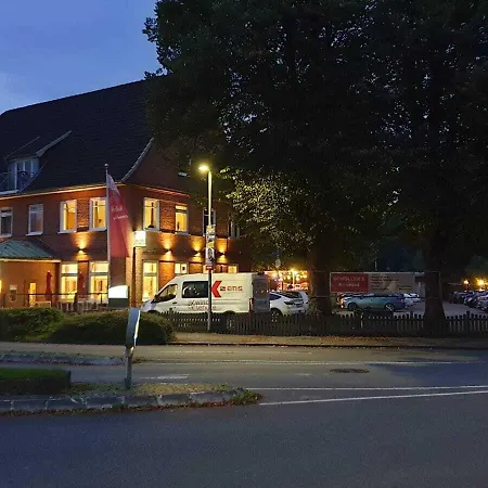 Schollers Restaurant & Hotel 3* Рендсбург
